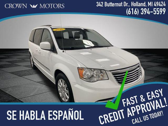 2016 Chrysler Town and Country Touring