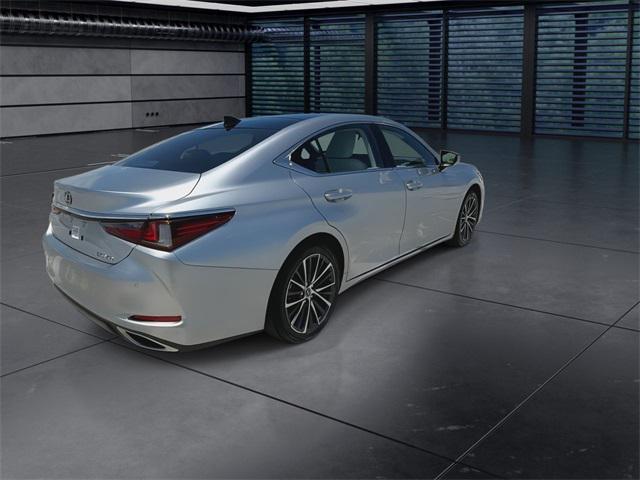 Image 8 of 2022 LEXUS ES 350