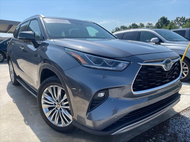 Used 2023 Toyota Highlander Platinum with VIN 5TDFARAH4PS526350 for sale in Lake Charles, LA