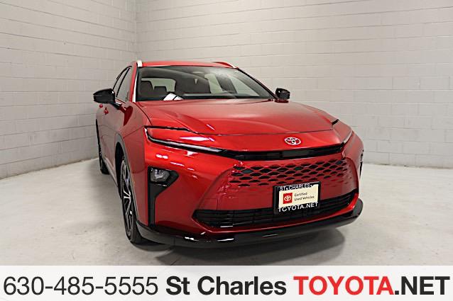 2025 Toyota Crown Signia XLE's photo