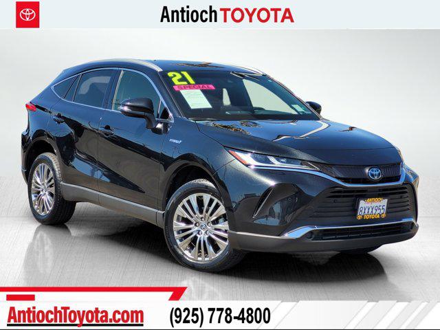 2021 Toyota Venza XLE's photo