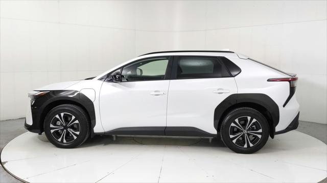 Used 2024 Toyota bZ4X XLE with VIN JTMABACA5RA088513 for sale in Las Cruces, NM